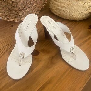 ***Banana Republic~ White Heeled Summer Sandal